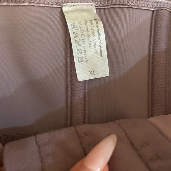 Lavender Corset Waist Trainer - Picture 6 of 6